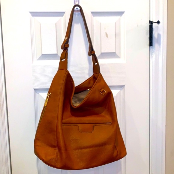 GUSSAC Italian Vegan Leather Large Handbag w Cognac Color w Gold Zipper Detail - Picture 15 of 15